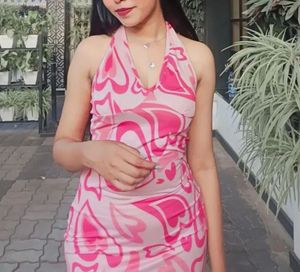 Chic Pink Heart Print Maxi Dress
