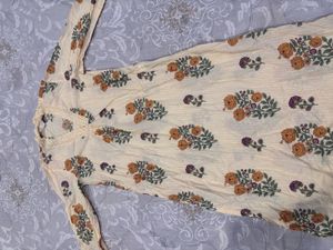 Cream Floral Print Kurta with Lace Detail