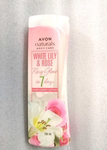 Avon Naturals White Lily & Rose Lotion