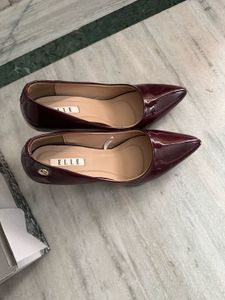 ELLE maroon burgundy patent stiletto pumps