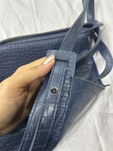 Esbeda Tote Bag