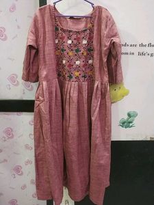 Embroidered Maternity Kurta