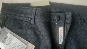 BRAND NEW -Black printed Jeggings for women