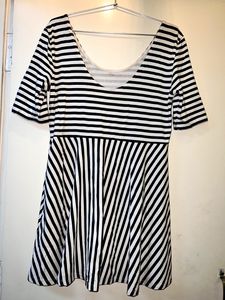 Striped Deep Neck Dress Above Knee L Size