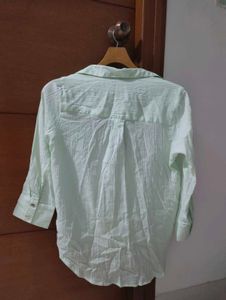Light Mint Green Button-Down Shirt💚