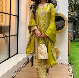 ✨Pretty Pakistani Kurta Set 🦢🍃