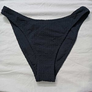 Black Textured 🤎🤎Bikini Bottom