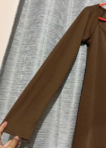 Ribbed Brown Sweetheart Neck mid length dress