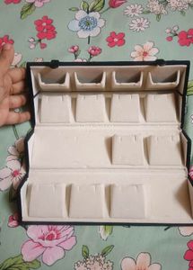 Women's  13 pair earings jewellery box