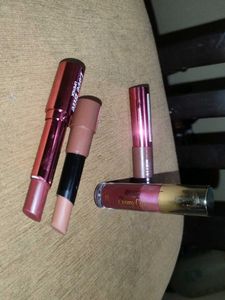 SALE! - 3x lipsticks - Mars &amp; Zudio