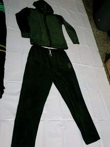 Velvet Tracksuit Set 32-34 size