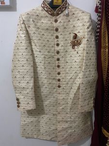 Elegant Men's Sherwani