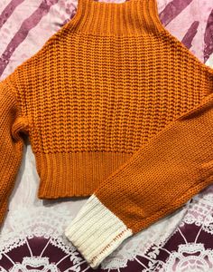 🔻MJR PRICE DROP - Orange Knit Turtleneck Sweater