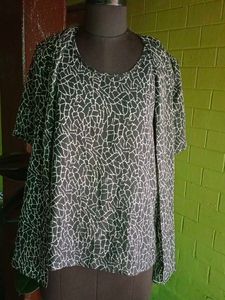 Abstract Print Sleeve Top