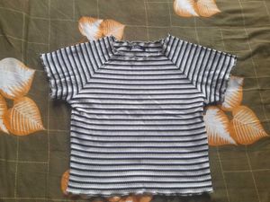 ZUDIO STRIPED TOP 💚
