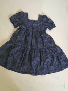 Chic Navy Floral Tiered Dress