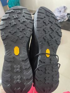 Stylish Men's Dark Grey Sneakers