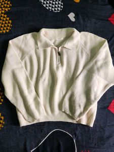 Heavy & Cozy Zipper Sweater for winters