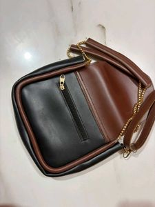 Chic Two-Tone Crossbody Bag