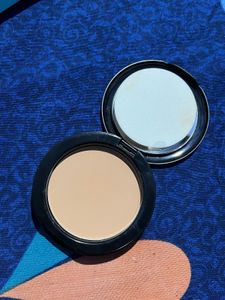 Maybelline Fit Me Matte + Poreless Powder