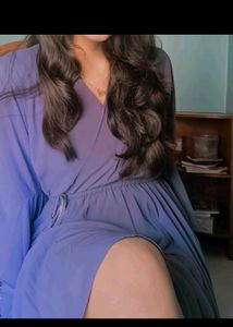 Elegant Blue V-Neck Dress