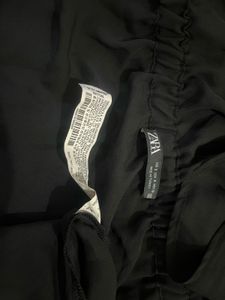 Zara Black Off-Shoulder Top – Ruffles, Bow Tie &amp; B