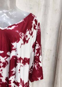 Stylish Tie-Dye V-Neck Top