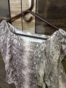 Stylish Snake Print Top