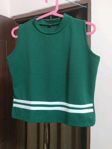 Green Sleeveless crop Top