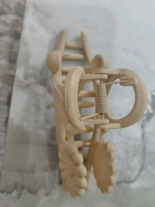 HAIR COMBO Clutcher and Wide tooth Comb