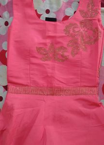 Stylish Gown For Women And Girls