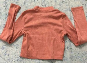 Butterfly Cut Out Crop Top 💓