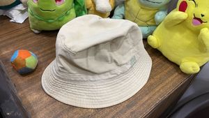 Rare Paris Benon Cream Bucket Hat