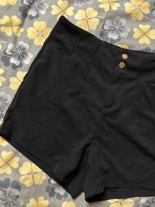Chic Black High-Waisted Shorts
