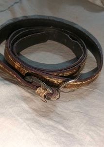 Vintage Leather Belt 🕰️