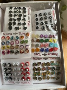 Stud Earrings Set