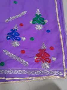 Elegant Lavender Saree with Silver Embroidery