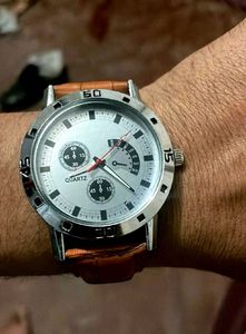 Stylish Men's Quartz Watch