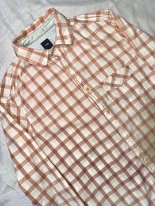 Gap Plaid Button-Up Shirt