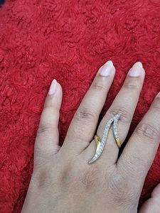 Sparkling Diamond Ring