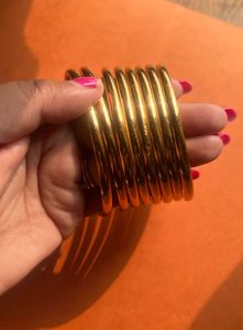 Gold Bangles - set of 4 - 8 bangle