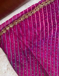 Leheriya Saree with Golden Border
