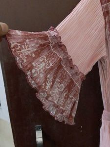 Chic Pink Ruffled Sleeve Dress