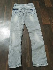 Stylish Light Wash Denim Jeans
