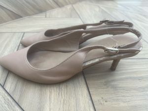 original Aldo pump leather kitten heels