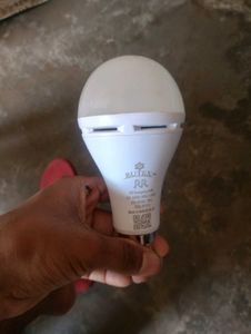 Charging LED Bulb