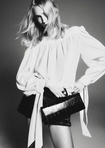 shoulder pad sleeve