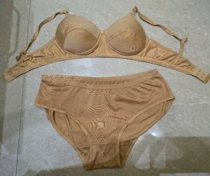 Comfortable Padded Bra and Panty Set