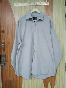 Calvin Klein Men's Light Blue Dress Shirt