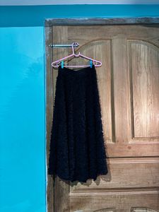 Stylish Black Midi Skirt
